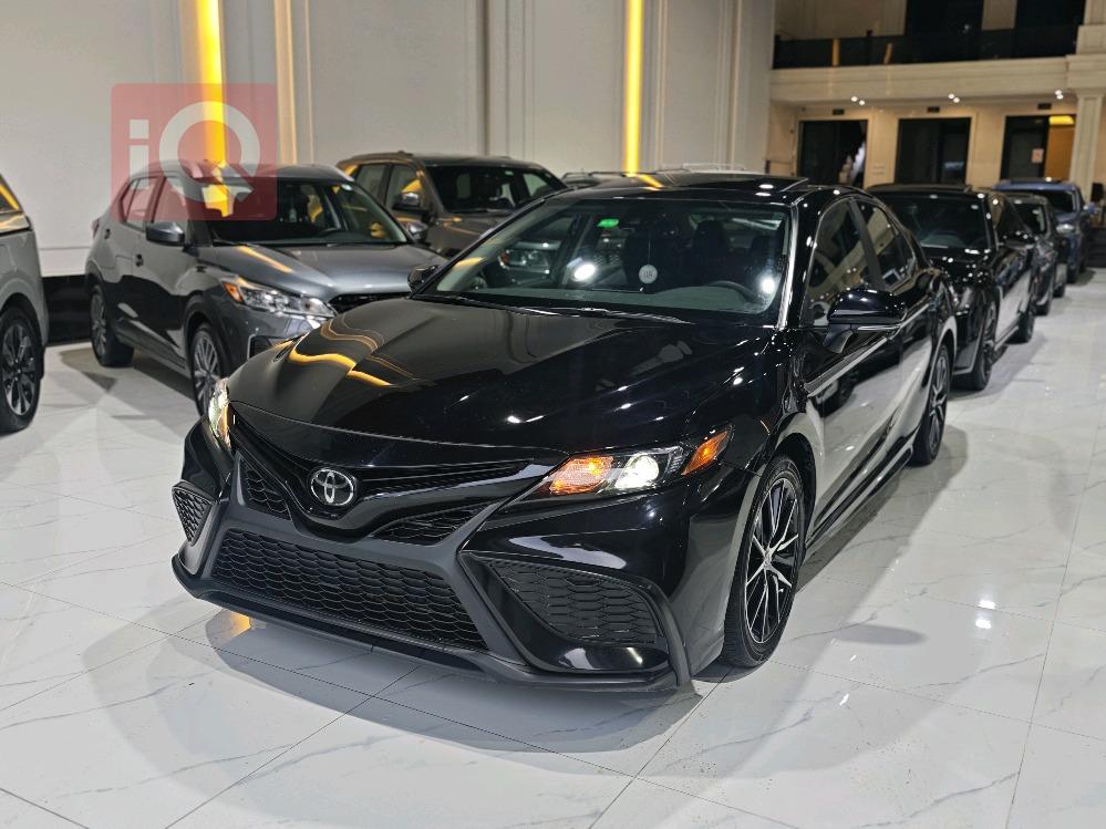 تۆیۆتا کامری